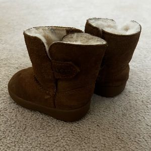 Uggs size 3 (baby/toddler)